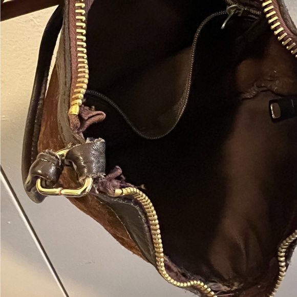 BUNDLE OF POCKETBOOKS 4 - Picture 8 of 12